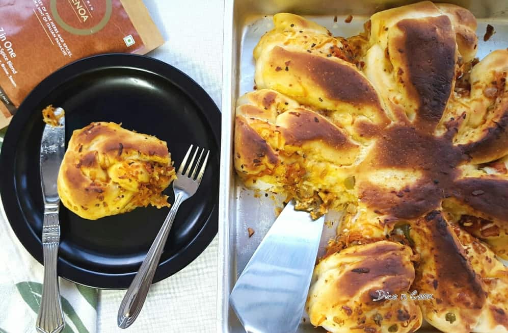 Stuffed-pull-apart-pizza